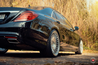 ���� ������� Vossen: Mercedes S-Class �� ������ Vossen ML-R1