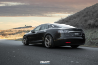 ���� ������� Vossen: Tesla Model S �� ������ Vossen HC-1