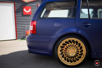 ���� ������� Vossen: VW Jetta �� ������ Vossen ML-R2