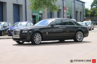 ���� ������� Vossen: Rolls Royce Ghost �� ������ Vossen CV4